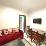 City Centre Apartment - New Deco