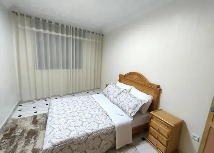 City Centre Apartment - New Deco